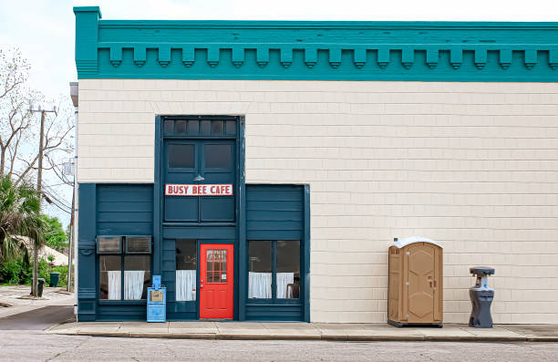 Best Portable toilet rental cost  in Moses Lake North, WA